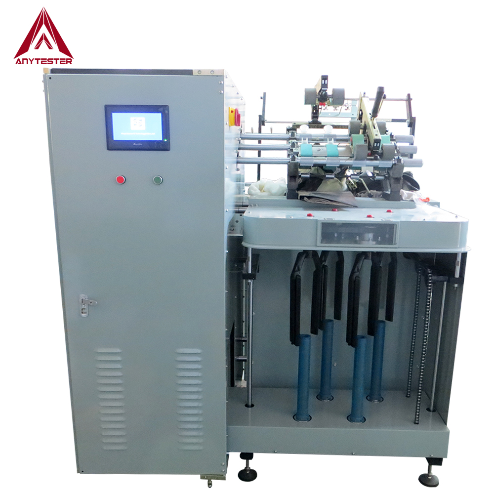 AT205 Peque&ntilde;a m&aacute;quina rojo